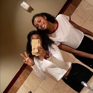 Meet your Posher, Phoebe